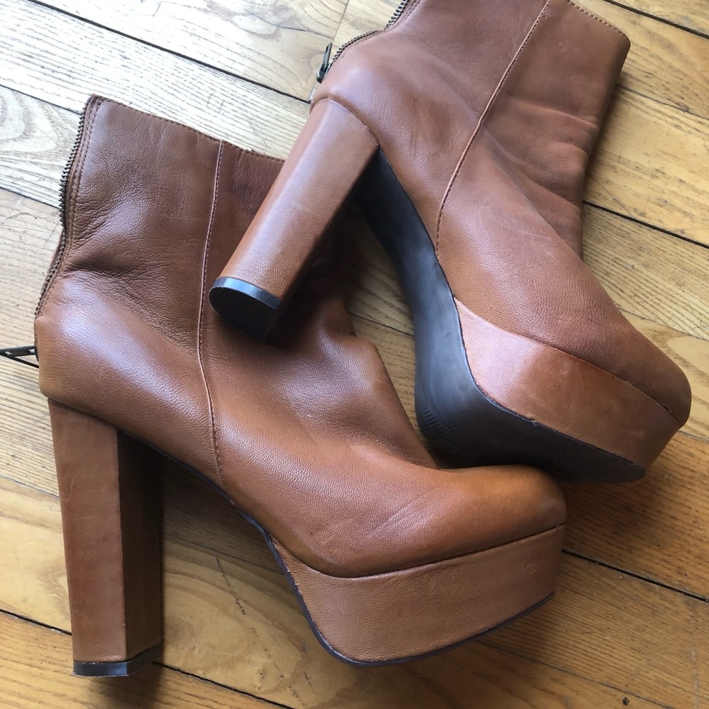 Steve Madden high heeled boots